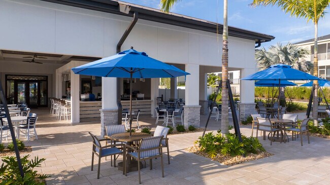 Building Photo - 1053 Splash Shot Pl