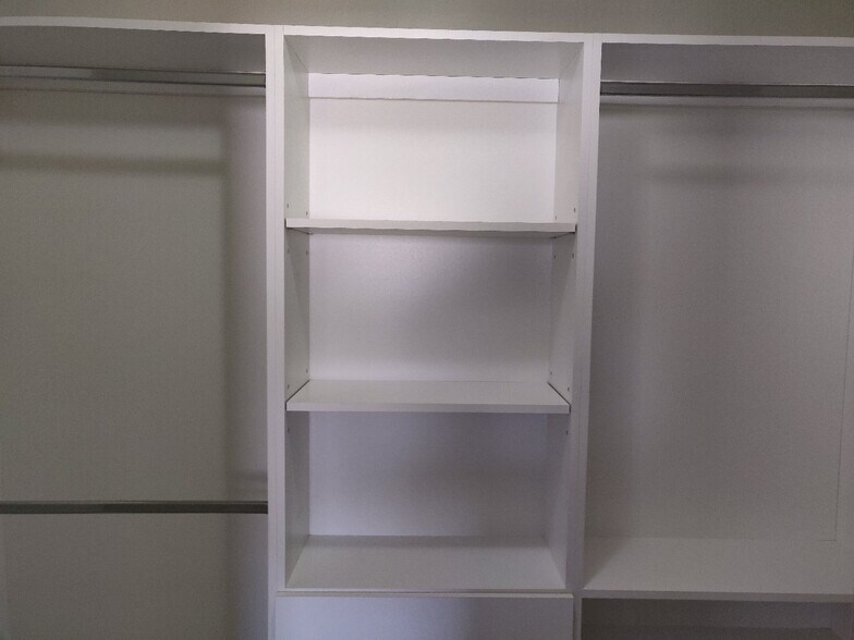Master closet - 9160 Aster Rd