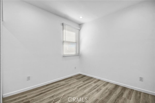 Building Photo - 696 E 9th St