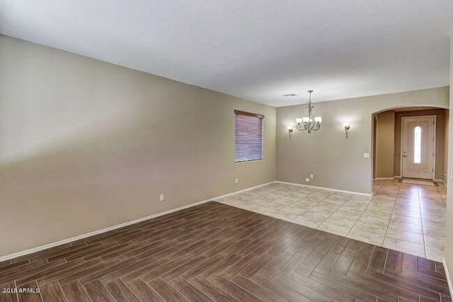 Building Photo - 4417 W Heyerdahl Dr