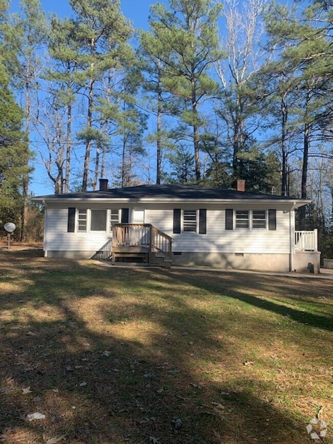 Building Photo - Move In Ready!