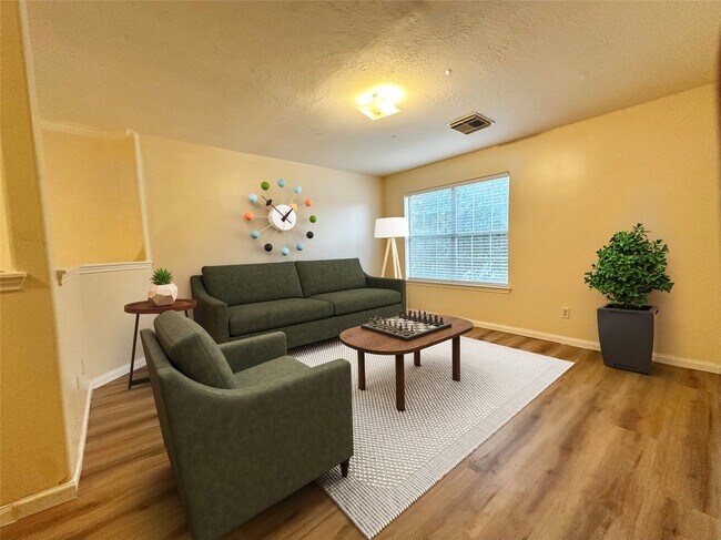 Building Photo - 16322 Sitella Ct