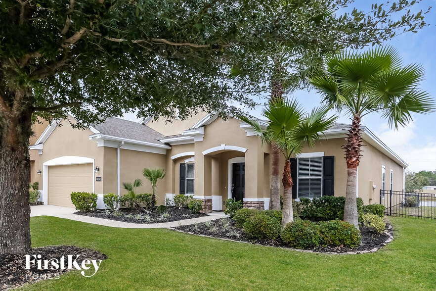 Building Photo - 16367 Magnolia Grove Way