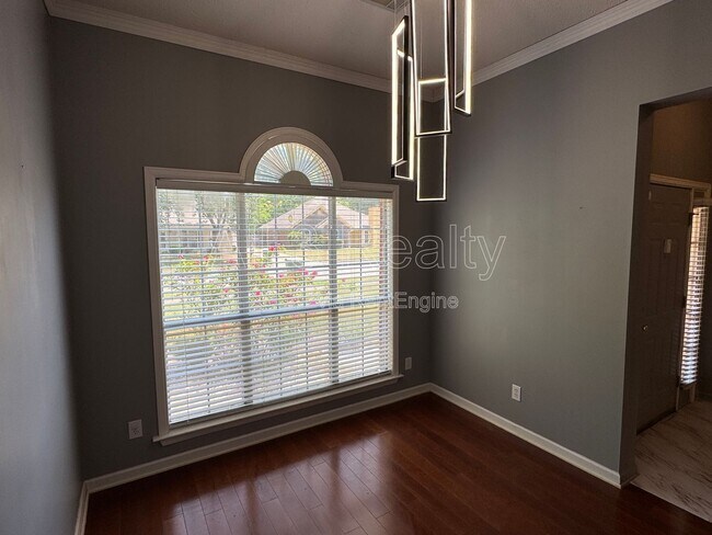 Building Photo - 6272 Deerwood Dr