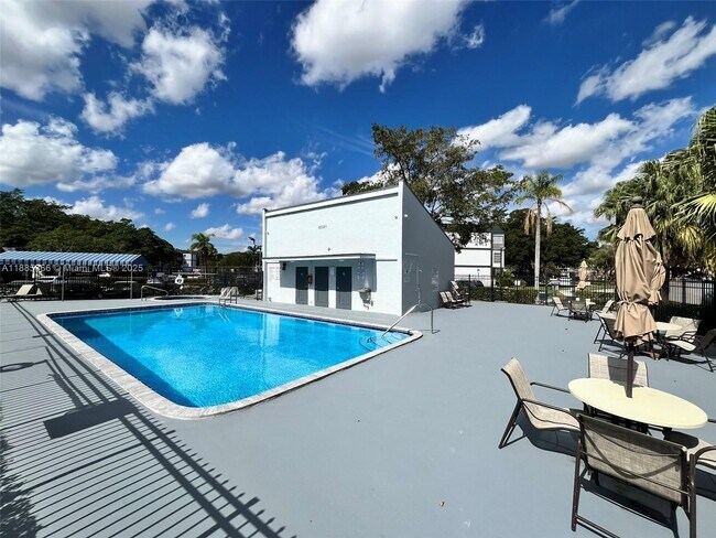 Building Photo - 8330 Sands Point Blvd