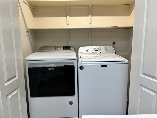 Building Photo - 5706 Quail Crown