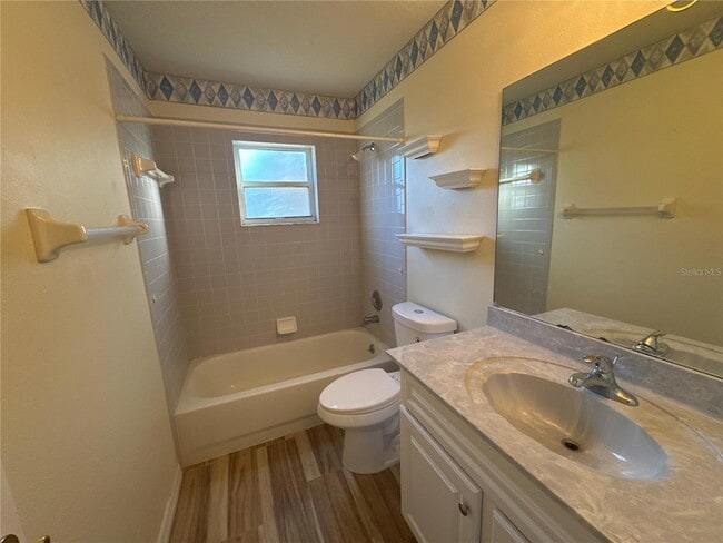Building Photo - 5440 SW 100th Loop