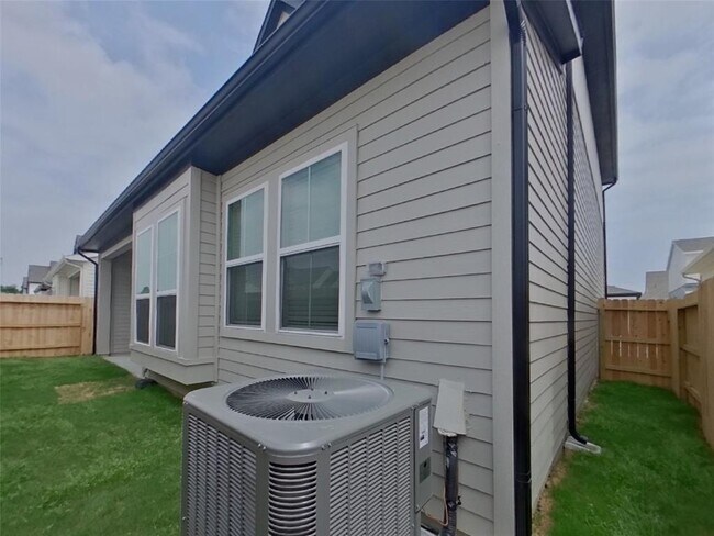 Building Photo - 22822 Terrazzo Dr