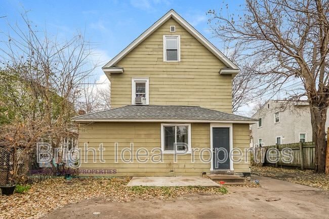 Building Photo - 3322 Clinton Ave