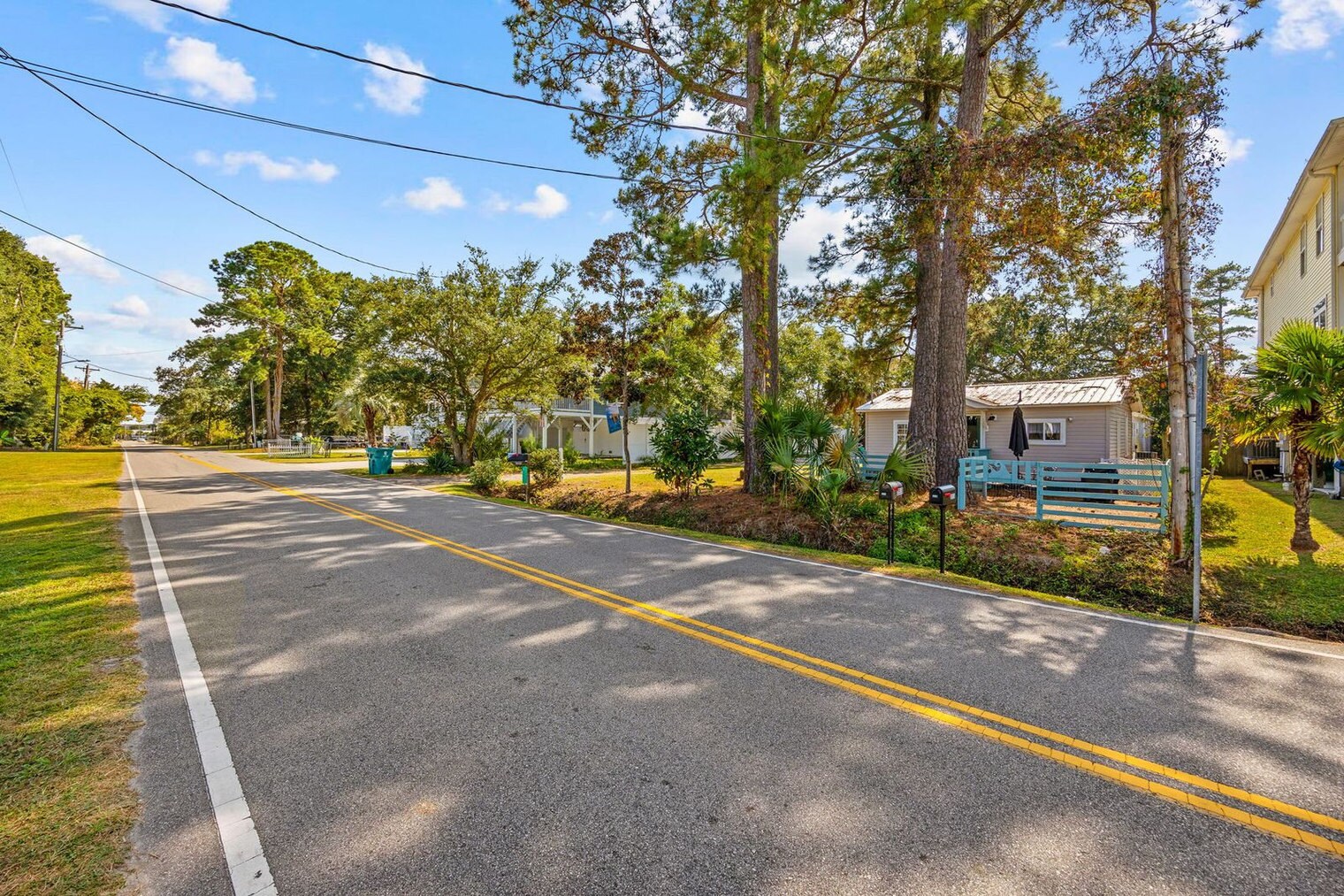 Building Photo - 347 Seabreeze Dr