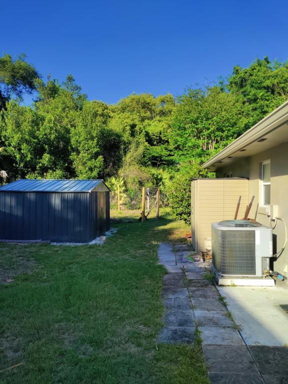 Building Photo - 4 Blaine Ct