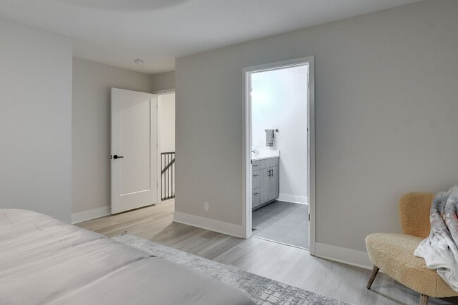 Building Photo - 1013 Park Ave