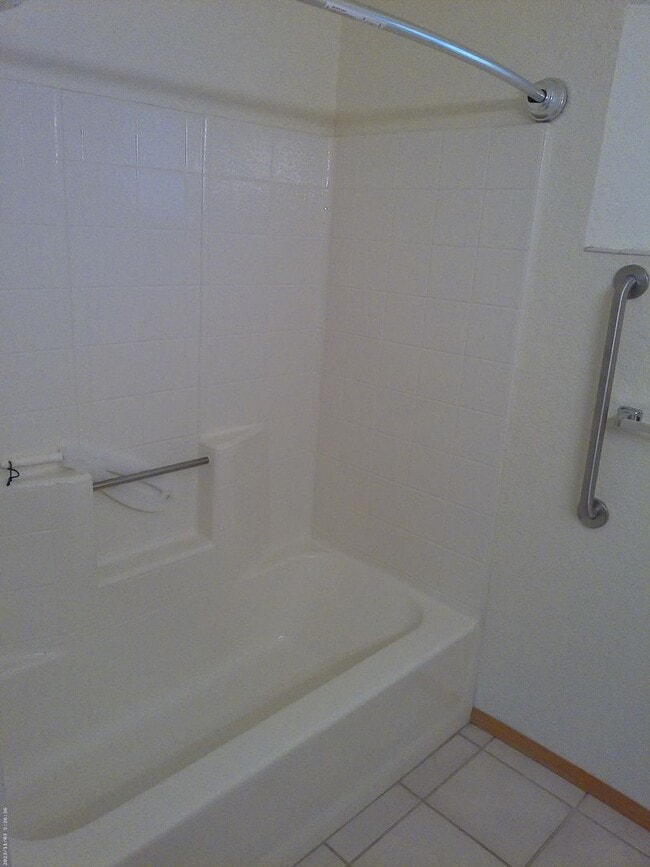 Building Photo - 1771 Miramar Dr