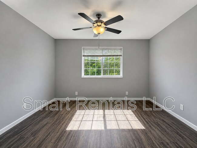Building Photo - 2509 Bellevue Ave