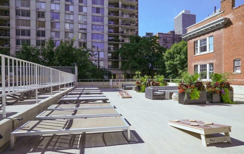 Building Photo - 74 E Scott St