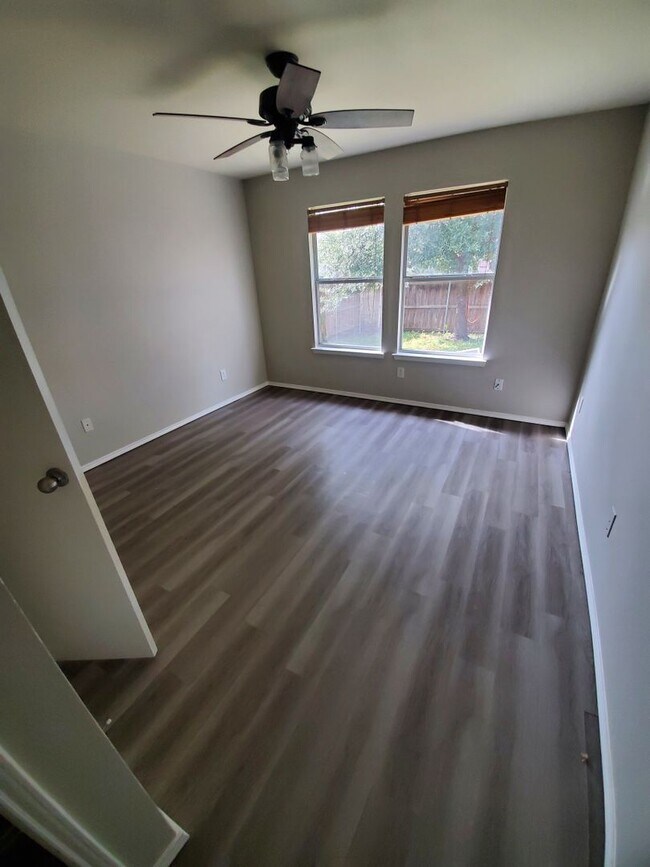 Building Photo - 3025 St Ursula Dr