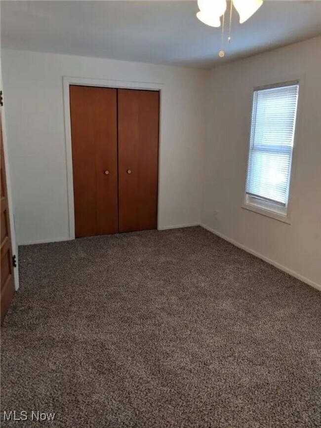 Building Photo - 3 BD / 2 BA House for Rent- Cleveland
