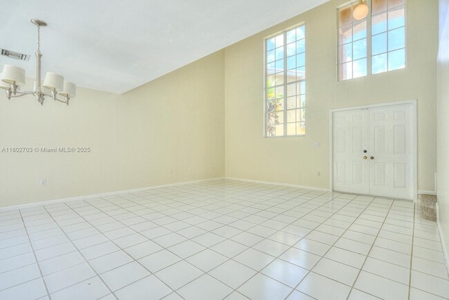 Building Photo - 9965 SW 155th Ct