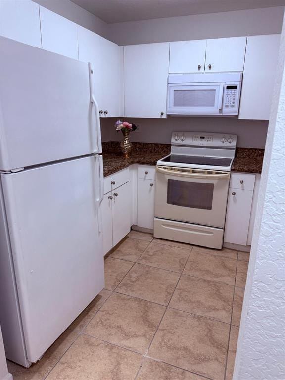 Building Photo - 2941 Riverside Dr