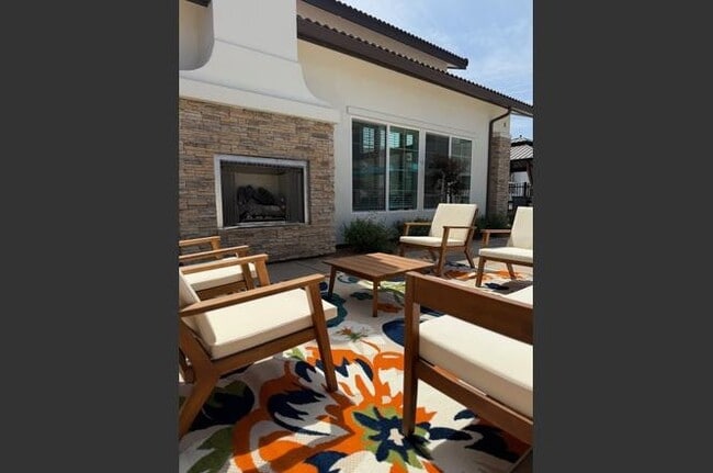 Building Photo - 2060 Millennium Wy