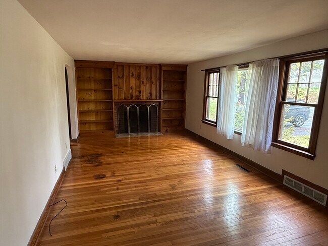 Building Photo - 69 Aldrich Dr