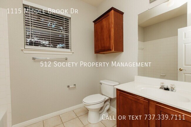 Building Photo - 1115 Middle Brook Dr