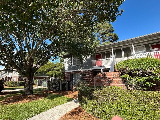Building Photo - 4194 Spirea Dr