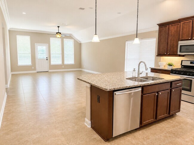 Building Photo - 24623 Ballad Dr