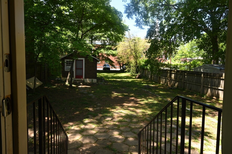 Building Photo - 309 Dargan Pl SW