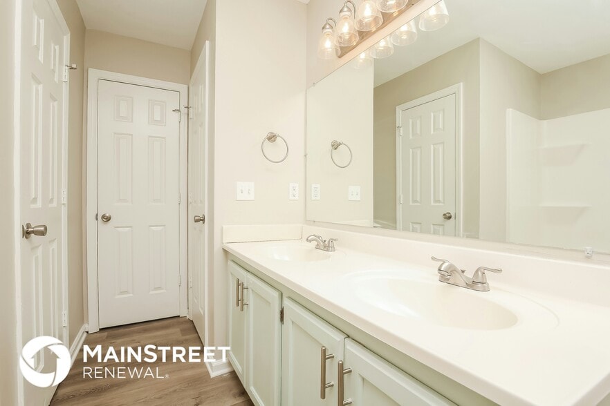 Building Photo - 404 Ty Cobb Cove