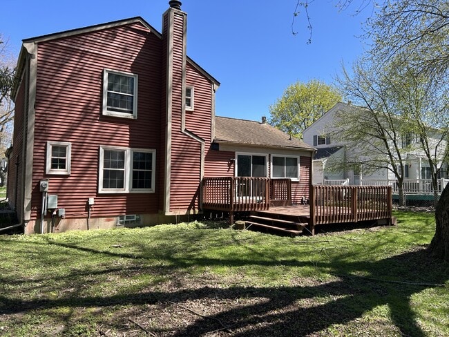 Building Photo - 530 Chesley Dr