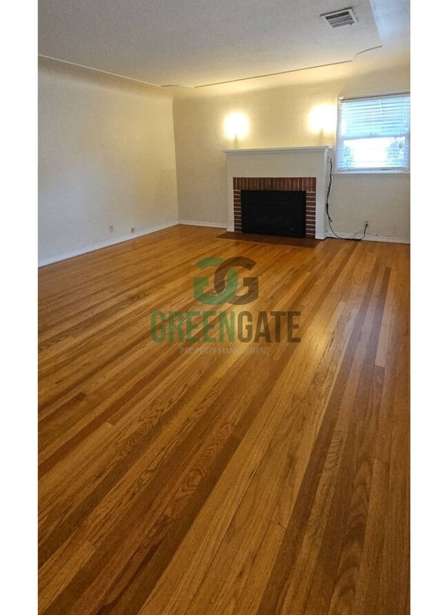 Building Photo - Lovely 2 Bedroom Home in Modesto AVAILABLE NOW!!