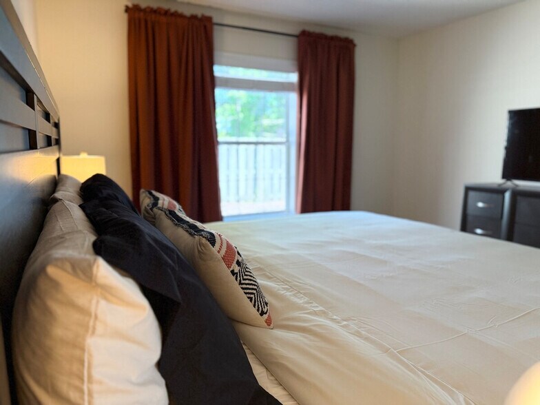 Building Photo - 148 Deer Hound Trail