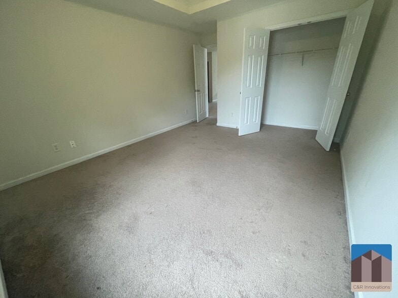 Building Photo - 4331 Ash Tree St
