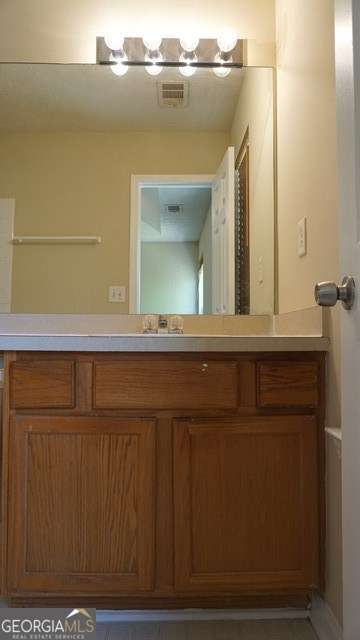 Building Photo - 5705 Hampton Ct