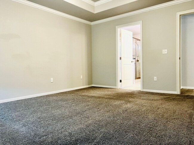 Building Photo - Beautiful 3BD 2BA w/ Bonus Room Located in Edmond's Falls at Vista Ln Addition!!