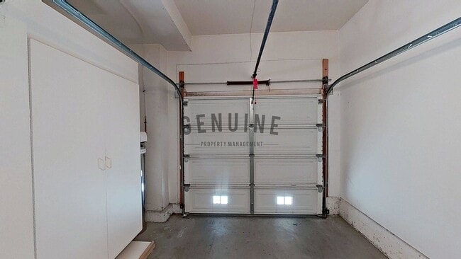 Building Photo - 2Bd 1Ba Condo in Newport Beach