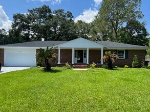 Building Photo - 4113 Canal Cir E