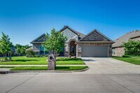Building Photo - 438 Brookdale Dr