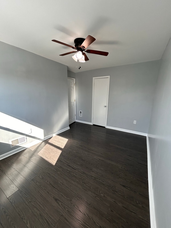 Building Photo - 821 Lannerton Rd