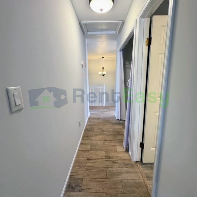 Building Photo - 1329 Millington Ct