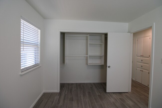 Building Photo - 59 Shirley Ln