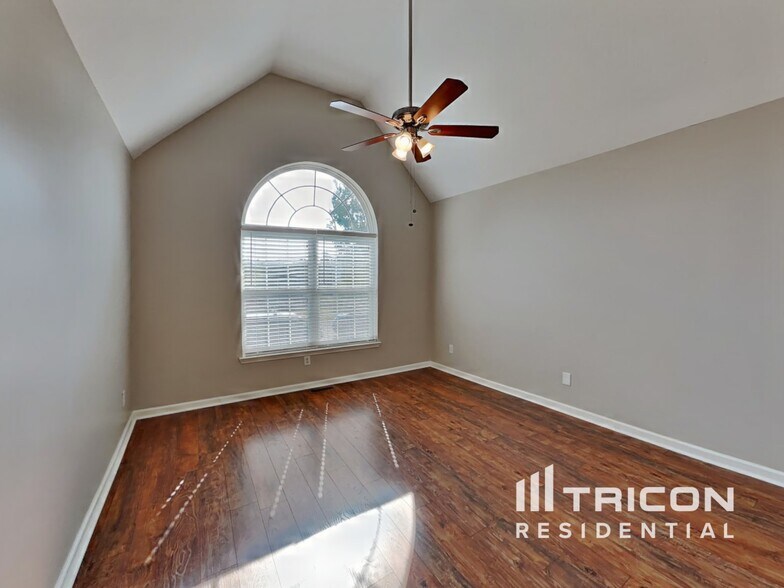 Building Photo - 602 Parrish Wood