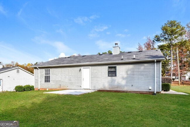 Building Photo - 8043 Trinity Park Dr