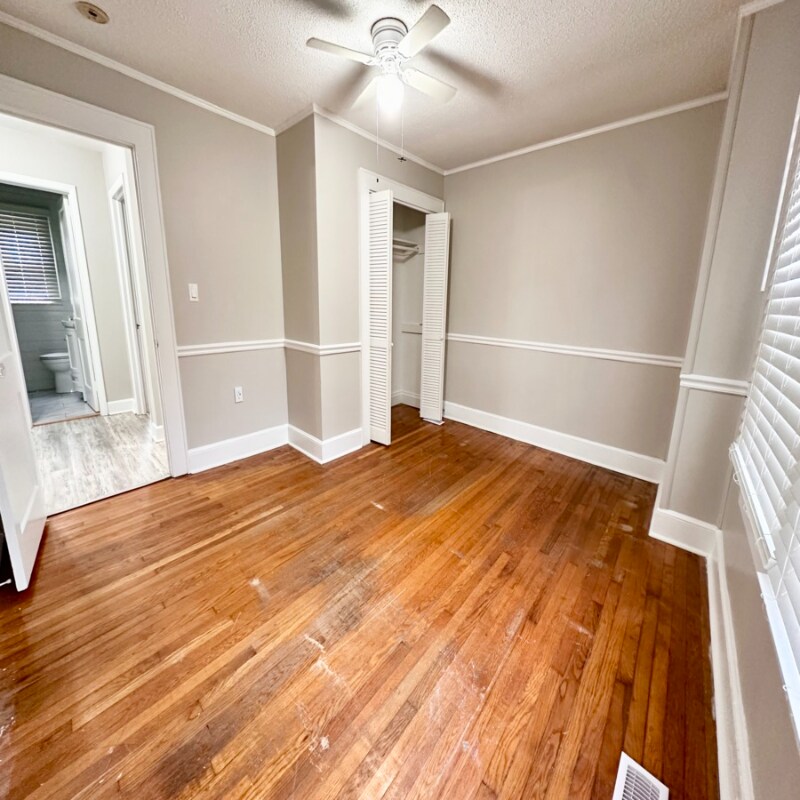 Building Photo - 117 Green Dr