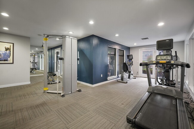 Building Photo - Ascent