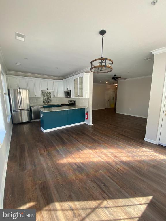 Building Photo - 76 Kyle Way