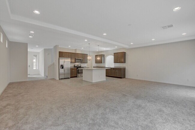Building Photo - 7027 Jasper Hill Way