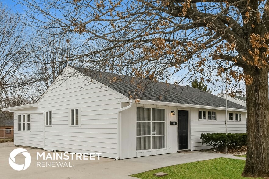 Building Photo - 519 James Dr