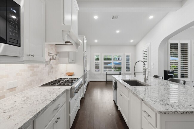 Building Photo - 111 N Bimini Twist Cir